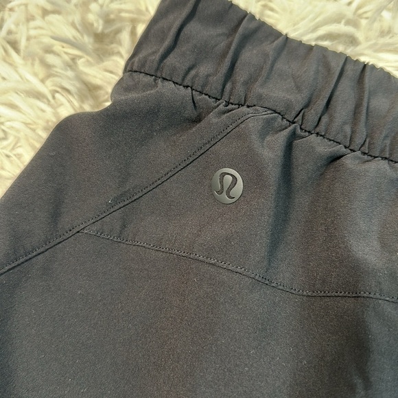 Lululemon Stroll at Sundown Short 3" Black - Picture 5 of 7